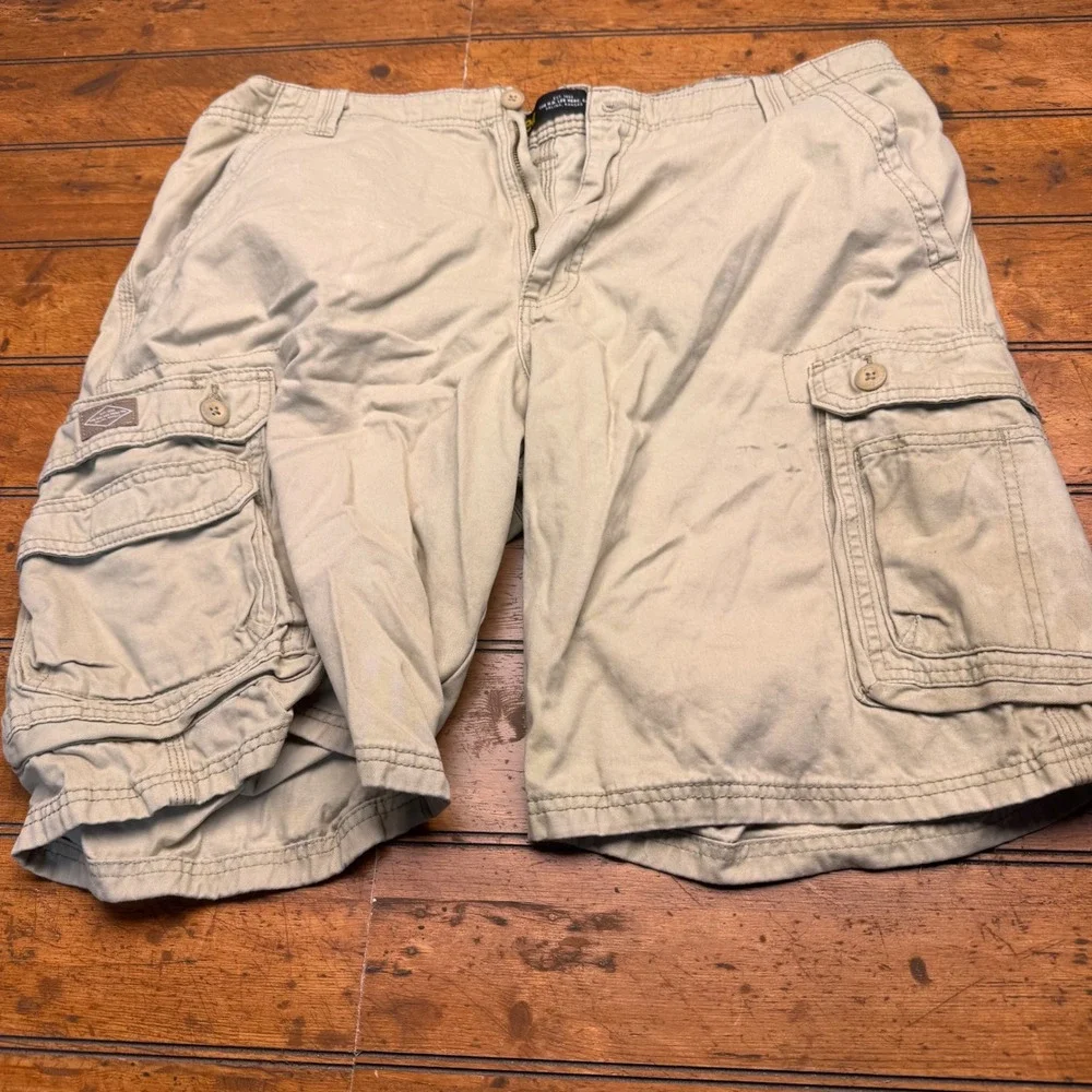 Lee Dungarees Mens Khaki Cargo Shorts Size 38 Tan Cotton Utility 2183322